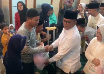 Gubernur Andra Soni Buka Puasa Bersama Warga Desa Aweh, Lebak