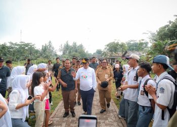 Program Bang Andra Tembus Ketimpangan, Rp164 Miliar Digelontorkan untuk Jalan Desa di Banten Selatan