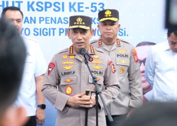 Saat Baksos di PT Victory Chingluh Tangerang, Kapolri Dukung Kesejahteraan Buruh