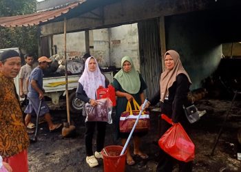 Warung dan Bengkel Hangus Terbakar, Pemilik Alami Kerugian Rp70 Juta