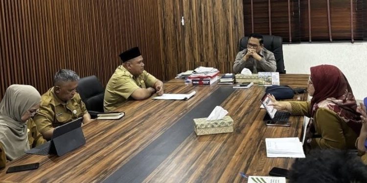Amir Hamzah Minta RSUD Adjidarmo Tingkatkan Kualitas Pelayanan kepada Masyarakat