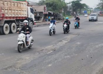 Jalur Mudik di Jalan Raya Serang-Jakarta Berlubang dan Bergelombang