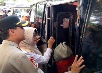 Bupati Pandeglang Tinjau Terminal Kadubanen, Pastikan Tak Ada Getok Tarif Angkutan