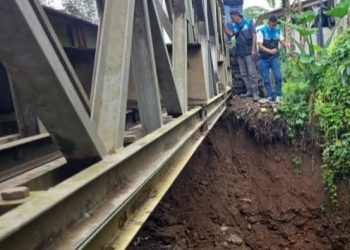 Jembatan Cisaat