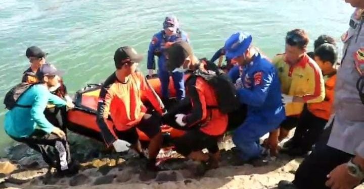 Remaja Asal Tangerang Ditemukan Tewas Terseret Ombak di Pantai Carita Pandeglang
