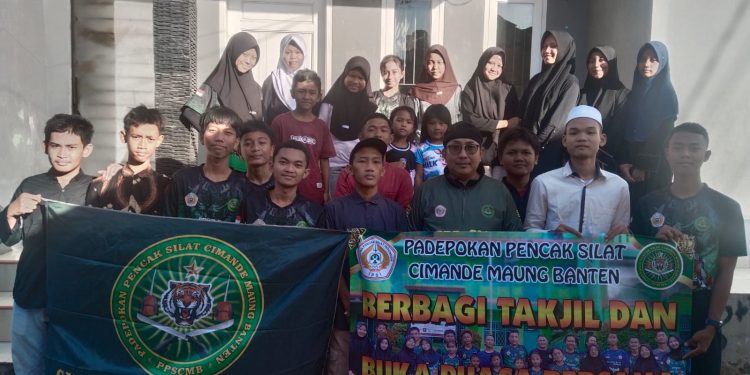 Keluarga Besar Padepokan Cimande Maung Banten Berbagi Takjil dan Gelar Buka Puasa Bersama
