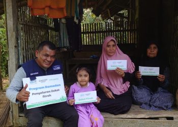 Relawan Rumah Yatim Salurkan THR Dai dan Zakat Fitrah untuk Warga Pelosok Banten Selatan