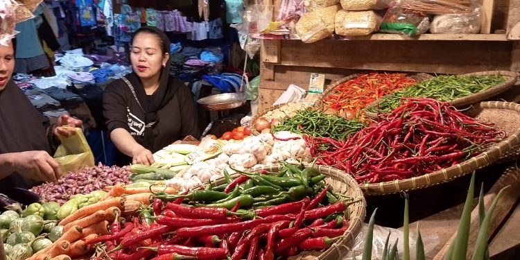 Harga Pangan di Pasar Badak Pandeglang Meroket Usai Lebaran, Cabai Rawit Tembus Rp120 Ribu