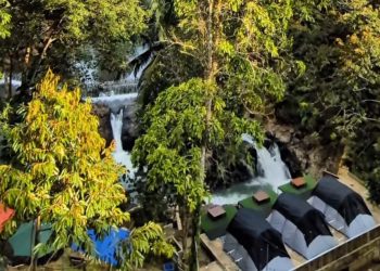 Curug Leuwi Bumi, Paket Lengkap bagi Pecinta Alam