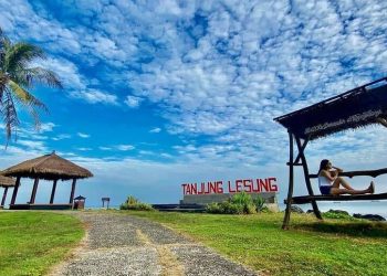 Libur Lebaran Tiba, 5 Destinasi Pantai di Banten yang Wajib Dikunjungi!