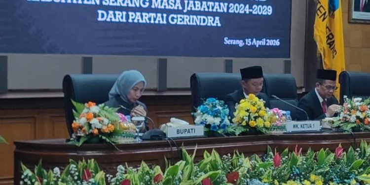 Bupati Serang, Ratu Rachmatuzakiyah.