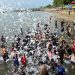 Wisatawan tengah berlibur bersama keluarga di Hotel Aston Anyer (Aston Anyer)