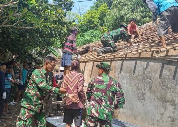 TMMD ke-128 Kodim Cilegon Rehab Mushola Al Hidayah Langon