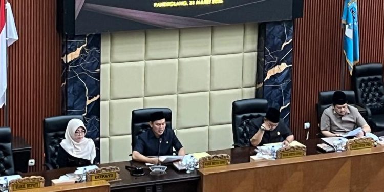 Sampaikan LKPJ Tahun 2025, Bupati Pandeglang Ungkap Pendapatan Daerah Capai Rp 2,608 Triliun