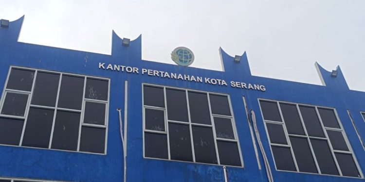 Dugaan Gratifikasi, Kepala Kantor Pertahanan Kota Serang Diperiksa Penyidik Kejari Serang