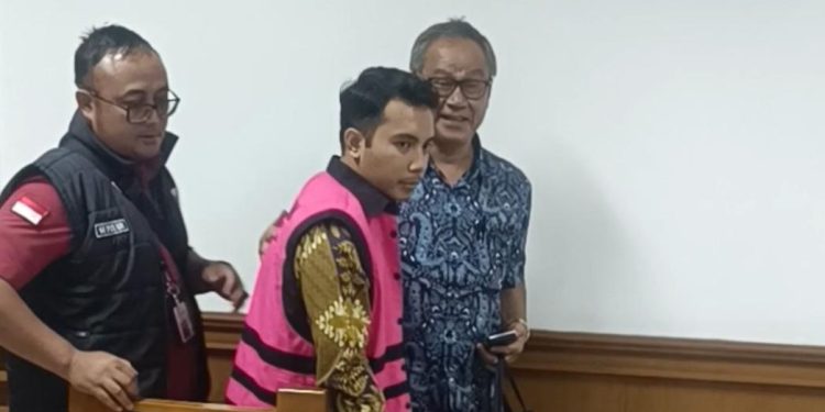 Tok! Hakim Bebaskan Terdakwa Korupsi KUR Rp13,9 Miliar di BTN BSD Tangerang