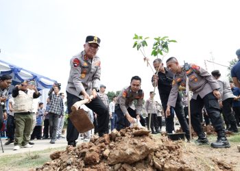 Dukung Gerakan Indonesia ASRI, Polda Banten Tanam 1.000 Pohon di Situ Rawa Arum 