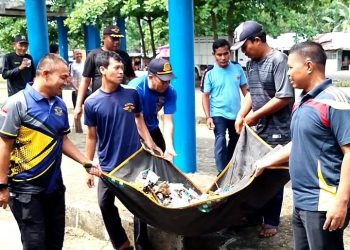 Dishub Pandeglang Gotong Royong, Bersihkan Terminal Kadubanen agar Nyaman
