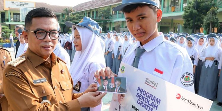 Menunaikan Janji, Merawat Marwah, Kado Indah Untuk Madrasah