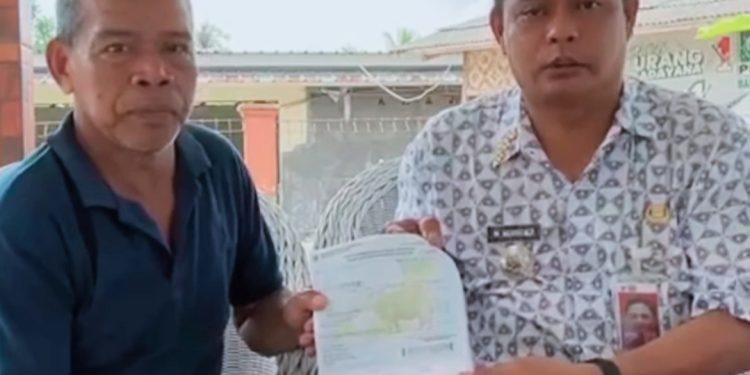 Optimalisasi Penerimaan PBB, Camat Majasari Serahkan SPPT Kepada Forum RW
