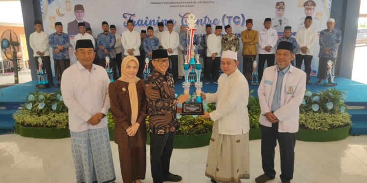 Mendes Yandri Susanto Sebut Pembinaan Qori dan Qoriah di Kabupaten Serang Sejalan dengan Program Kemendes