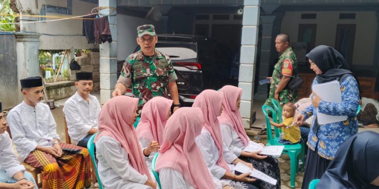 TNI dan Disdukcapil Cilegon Gelar Layanan Akta Kelahiran Gratis di Ciwandan