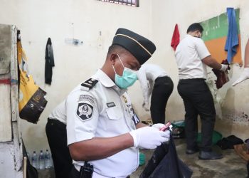 Petugas Gabungan Sidak Blok Hunian Lapas Kelas IIA Serang, Deteksi Dini Gangguan Keamanan dan Ketertiban
