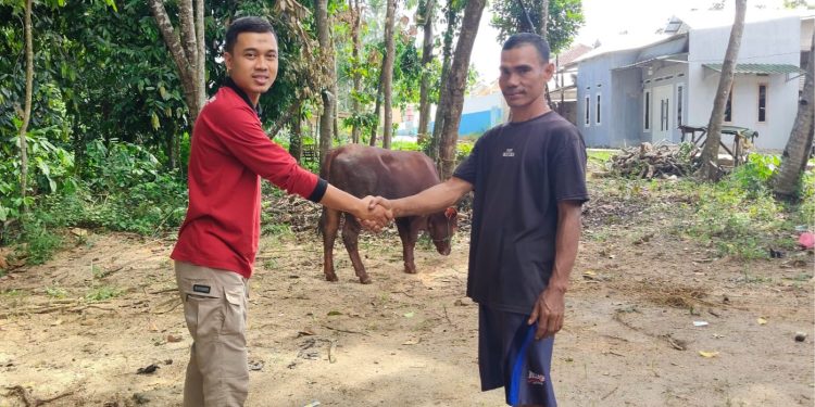 SPPG Yayasan Hamim Center Founder Bagikan Ratusan Paket Daging Kurban untuk Warga Lebak