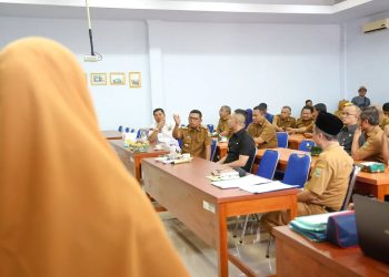 Gubernur Banten Andra Soni memonitoring pelaksanaan SPMB di SMAN 1 Rangkasbitung, Kabupaten Lebak, Senin 22 Juni 2026.