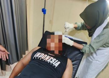 BREAKINGNEWS: Dua Anggota Brimob Polda Banten Dikeroyok Debt Collector, Satu Korban Dibacok