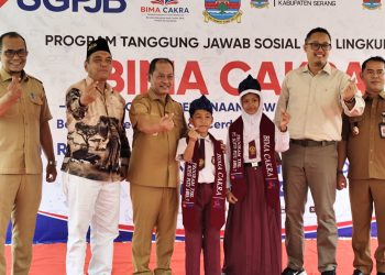 PT SGPJB Bina Siswa Berprestasi dan Ciptakan Sekolah Adiwiyata