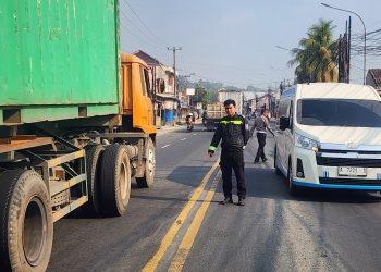 Polisi Buru Sopir Truk yang Tabrak Pejalan Kaki Hingga Tewas di Kramatwatu