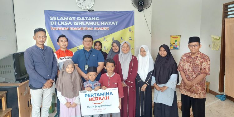 Pertagas OWJA Salurkan Santunan untuk Anak Yatim dan Dhuafa di Tangsel dan Bekasi
