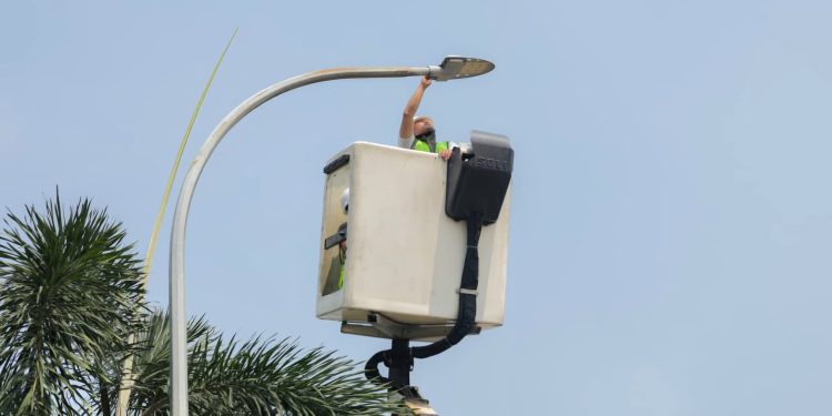 Lampu LED Dipakai untuk PJU, Pemkot Tangsel Klaim Lebih Hemat dan Aman