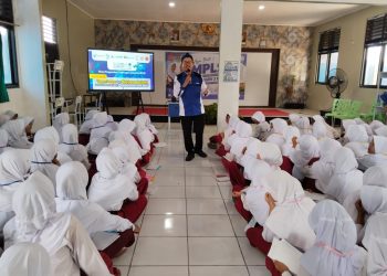 Relawan TIK Banten Edukasi 360 Murid Baru SMPN 2 Mauk Bijak Bermedia Sosial