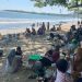 Status Gunung Anak Krakatau Tak Surutkan Wisatawan Pantai di Anyar dan Carita