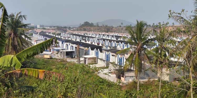 Perumahan BCA Kelurahan Bagendung, Kecamatan Cilegon, Kota Cilegon.