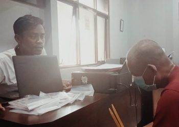 Polisi Tangkap Pria Bawa Upal di Terminal Kadubanen