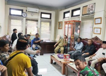 Warga Perumahan BCA dan Pengelola Kandang Ayam di Bagendung Sepakati Penutupan