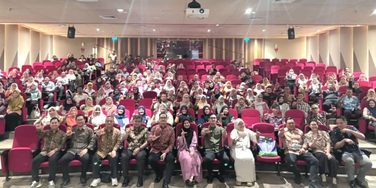 Sinar Mas Land, Komdigi dan Pemkot Tangsel Bekali Guru Hadapi Tantangan Dunia Digital