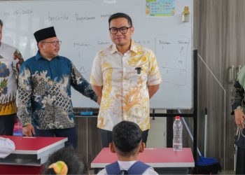 SPMB Online Tangsel Diapresiasi, Pendaftaran Lancar Tanpa Antre ke Sekolah