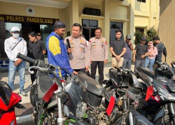 Kapolres Pandeglang Serahkan 8 Motor Hasil Ungkap Curanmor