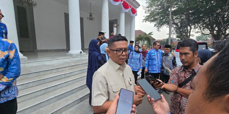 Buntut Kemacetan Bojonegara-Puloampel, Pemprov Banten Evaluasi Jam Operasional Truk Tambang