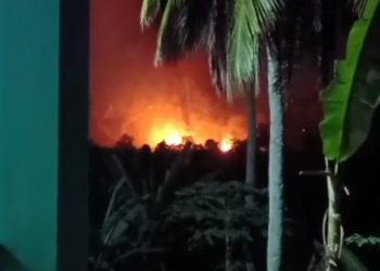 Pembakaran Gas Air Mata Kedaluwarsa di Mancak Dikeluhkan Warga, Ratusan Orang Dievakuasi