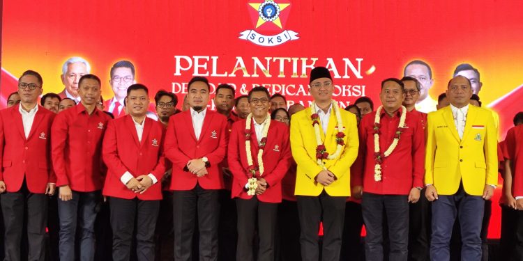 SOKSI Banten Dilantik, Robinsar Dorong Konsolidasi untuk Perkuat Golkar di Banten