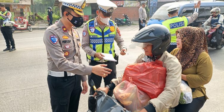 Program Si Caka Polresta Tangerang Edukasi Pengendara di Jalur Rawan Kecelakaan