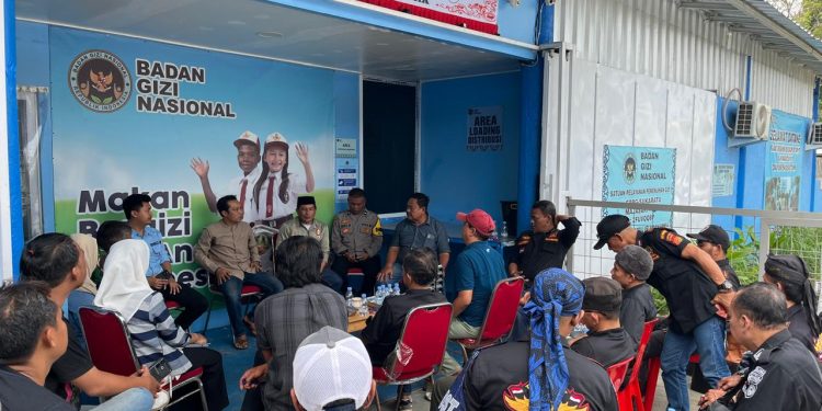geruduk dapur SPPG Sukaratu 06