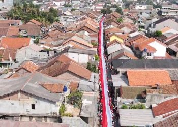 bendera Merah Putih 300 meter Ciwaduk Gede