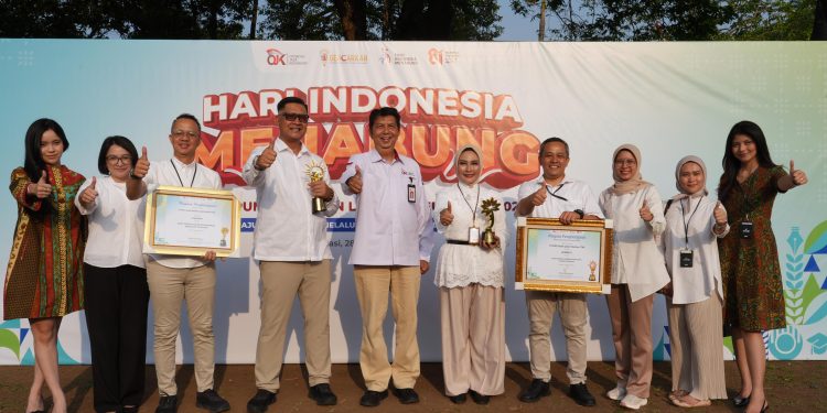 bank bjb Raih Dua Penghargaan OJK di Puncak Hari Indonesia Menabung 2026