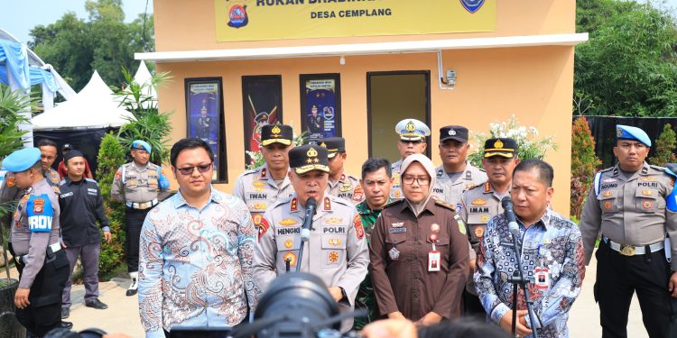 Kapolda Banten Hengki Resmikan Rumah Kantor Bhabinkamtibmas Pertama di Wilayah Polda Banten